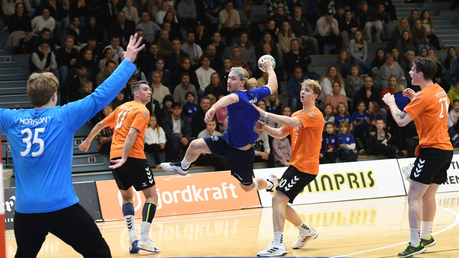 Viking-gutten Kristoffer Gjelsvik i aksjon